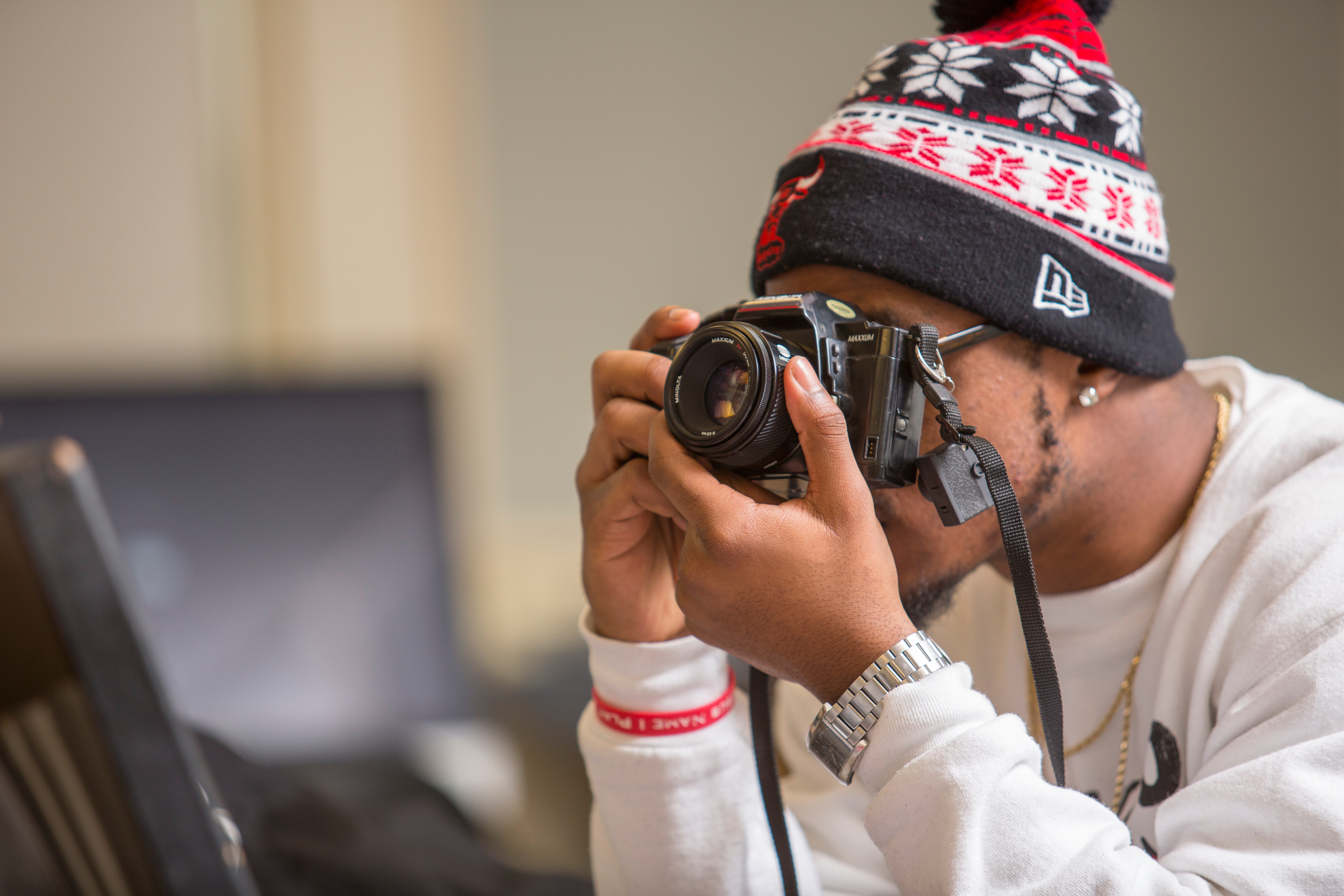 A photographer at Roberts