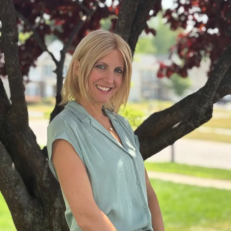 Courtney Fantauzzo headshot