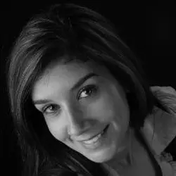 Shanthi Kelley Headshot